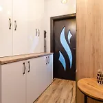 1-bedroom With Free Private Parking דירה