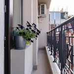 דירה 1-bedroom With Free Private Parking *