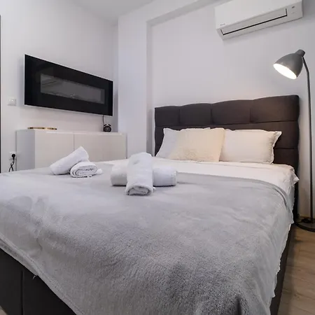 1-bedroom With Free Private Parking Пловдив