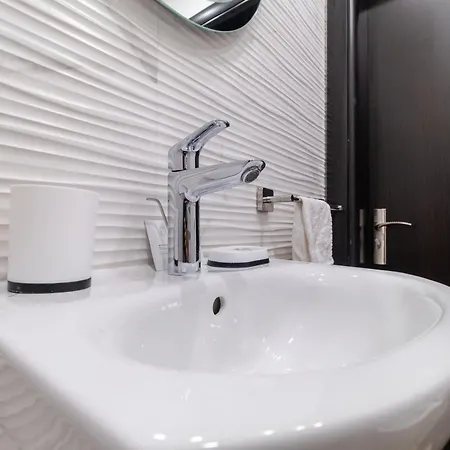 1-bedroom With Free Private Parking Апартамент *