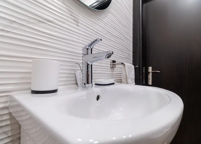 1-bedroom With Free Private Parking 公寓 *